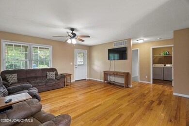 1025 Halifax Rd, Holts Summit, MO pr08