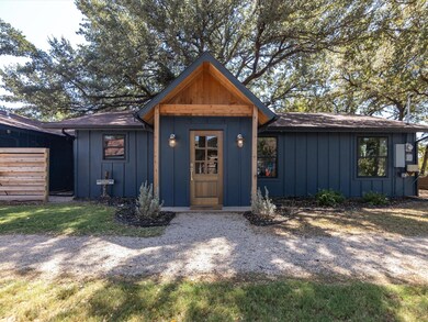 2226 Long Creek Ct, Granbury, TX 76049 - photo 6