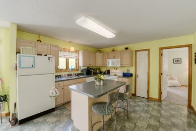 243 Woodhill Rd, Monson, MA 01057 - photo 6