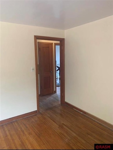 720 N German St, New Ulm, MN 56073 - photo 2