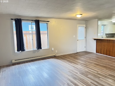 94244 3rd St, Gold Beach, OR 97444 - photo 4