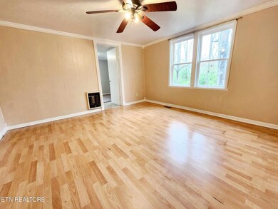 1236 Fourth St, Crossville, TN 38555 - photo 2