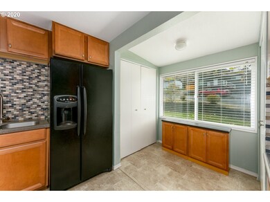 1717 E 17th St, the Dalles, OR 97058 - photo 5