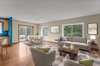 217 Primrose Ln, Cannon Falls, MN 55009 - photo 2