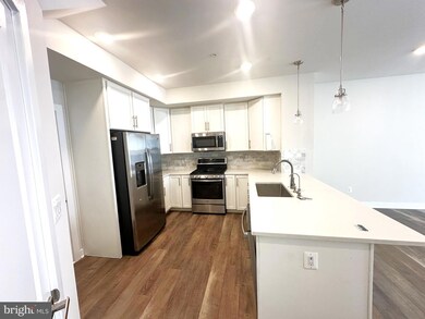 13246 Woodland Park Rd unit 4G, Herndon, VA 20171 - photo 3