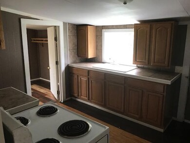 Kitchen wit new cabinets