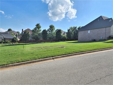 1705 NW Autumn Ave, Bentonville, AR 72712 - photo 2