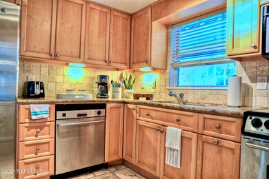 Kitchen 4 (use)
