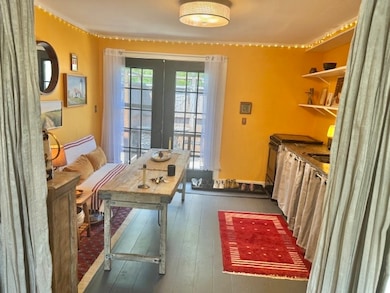 5 Village Ct unit 3, Vineyard Haven, MA 02568 - photo 3