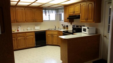 3 Kitchen #1