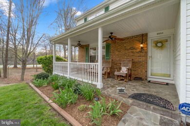 8850 Woodlawn Way, Springfield, VA 22153 - photo 7