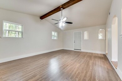 103 Briar Oaks Ct, Azle, TX 76020 - photo 6