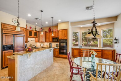 726 E Shawna-21