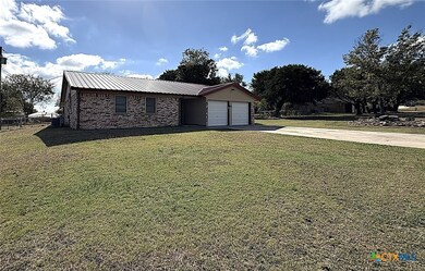 613 County Road 4876, Copperas Cove, TX 76522 - photo 2