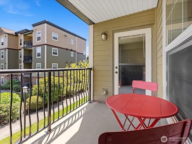 Private covered balcony - Perfect for when you need a break from looking at screens