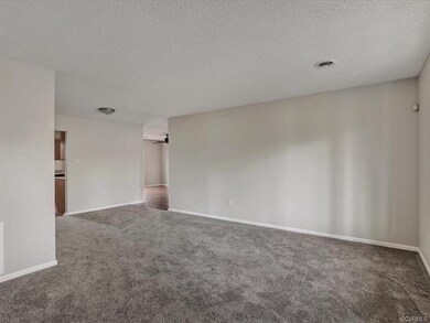 6807 Mason Run Dr, North Chesterfield, VA 23234 - photo 5