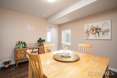 017-4422 Hyde Park-17_m
