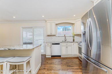 96 Paulding Ave, Staten Island, NY 10314 - photo 4