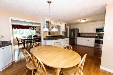 14 Meadowvale Rd, Burlington, MA 01803 - photo 6