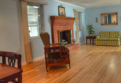 4431 Fender Ct, Jacksonville, FL 32210 - photo 5