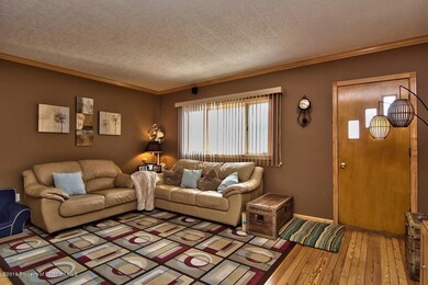 115 N Ridge St, Taylor, PA 18517 - photo 7