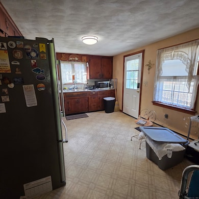 14 Edgarton Rd, Columbia, CT 06237 - photo 6