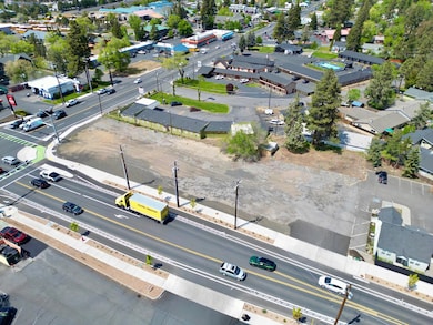 530 SE 3rd St, Bend, OR 97702 - photo 3