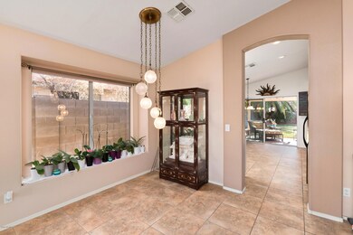 Great/Dining Room 01