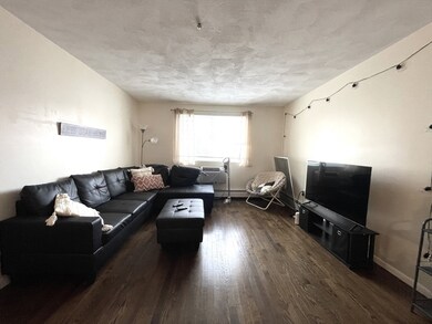 6 Mclean Place unit 7, Cambridge, MA 02140 - photo 3