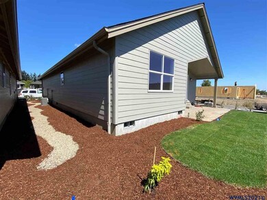 2095 SE Academy St, Dallas, OR 97338 - photo 4