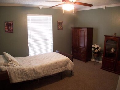 1633 Charles Owens Dr, El Paso, TX 79936 - photo 7