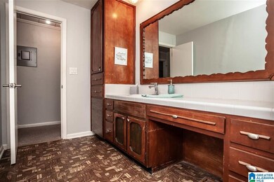 2005 Reed Rd NE, Center Point, AL 35215 - photo 4