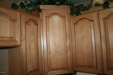 kitchen (upgraded, staggered cabinets)