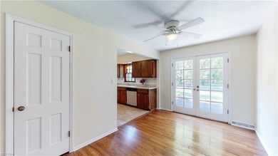 Dining room connects Living room & Kitchen