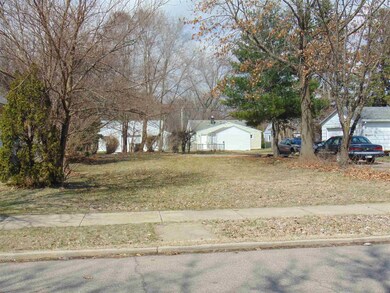 1337 Bissell St unit 147, South Bend, IN 46617 - photo 2