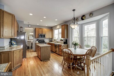 3002 Oak Pond Ct, Fairfax, VA 22031 - photo 6