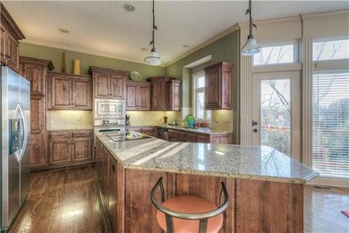 7826 Alden Rd, Shawnee, KS 66216 - photo 6