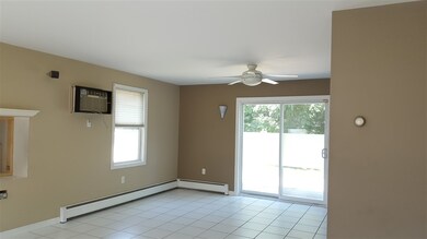 14 Quincy St, Concord, NH 03301 - photo 6