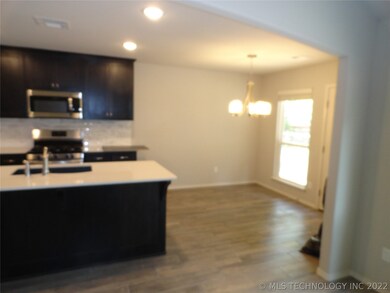 3808 S 33rd St, Broken Arrow, OK 74014 - photo 3