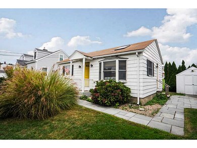 74 Crest St, Middletown, RI 02842 - photo 3