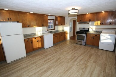 34 Laurel St unit 2, Somerville, MA 02143 - photo 3