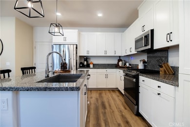 3942 Lavine Way, Corona, CA 92883 - photo 3