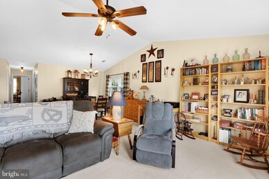 237 B N 14th St, Reading, PA 19604 - photo 2