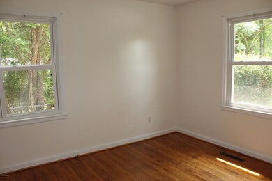 111 Dogwood Dr, Jacksonville, NC 28540 - photo 2