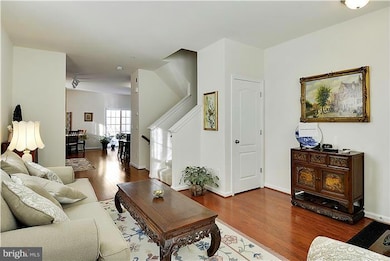 24673 Byrne Meadow Square unit 3-101, Aldie, VA 20105 - photo 5