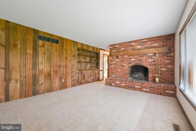 201 Marlboro Rd, Lothian, MD 20711 - photo 3