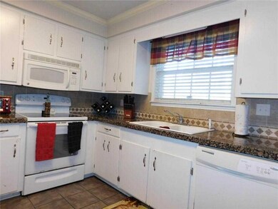 789 Pinehurst Dr, Pineville, LA 71360 - photo 3