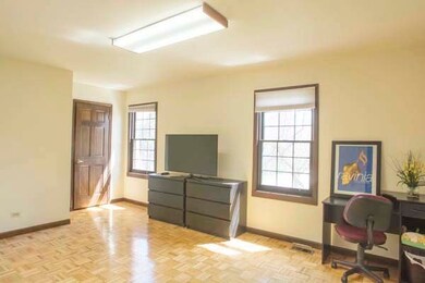 1117 E Gartner Rd, Naperville, IL 60540 - photo 6