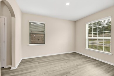 10642 Lost Maples Dr, Cleveland, TX 77328 - photo 6