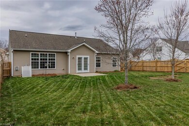 3357 Lilliefield Ln, High Point, NC 27265 - photo 6